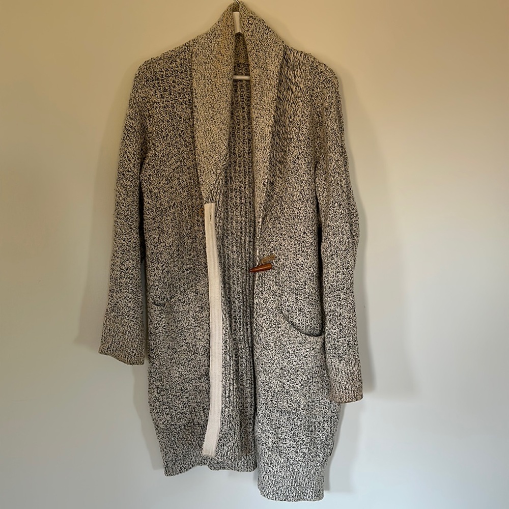 Roots Cabin Cardigan